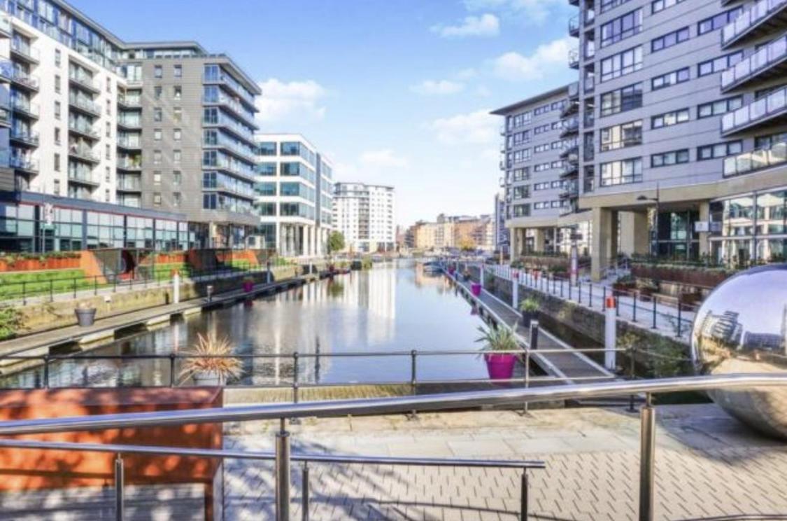 Deluxe River Canal View & Free Secure Parking! ليدز المظهر الخارجي الصورة